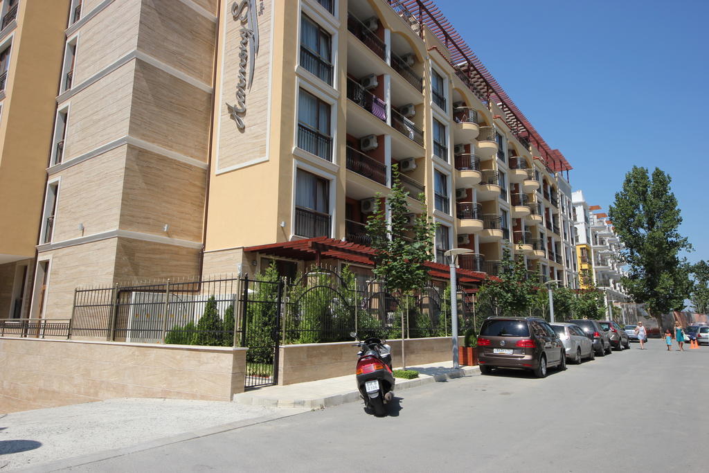 Menada Harmony Suites Apartments 써니비치 외부 사진