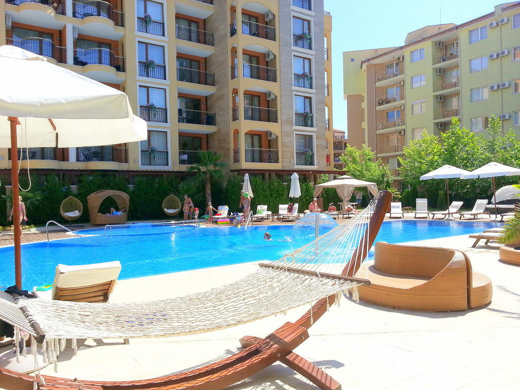 Menada Harmony Suites Apartments 써니비치 외부 사진