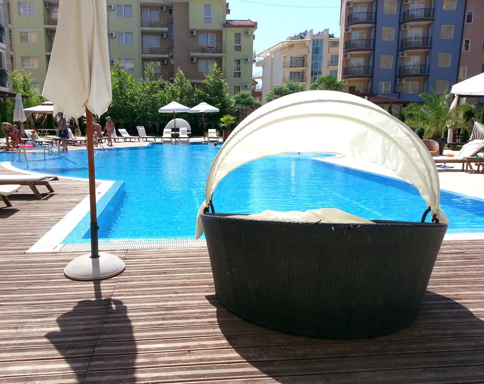 Menada Harmony Suites Apartments 써니비치 외부 사진